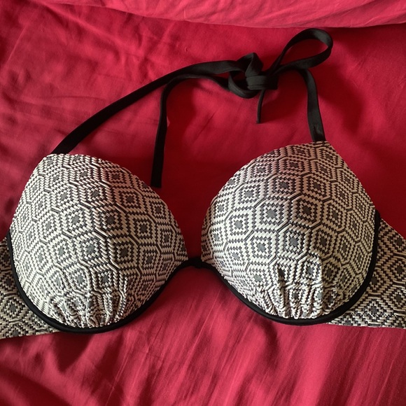 Shade Bundle 36DD Tie Neck Gold Clasp Back close Lightly Padded Top - Picture 4 of 8